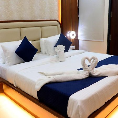 Hotel Aranyasutra Inaya, Indore Zewnętrze zdjęcie