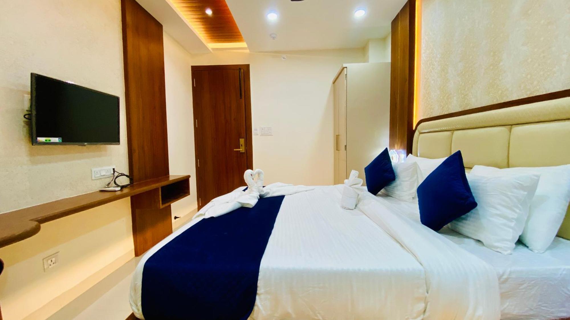Hotel Aranyasutra Inaya, Indore Zewnętrze zdjęcie